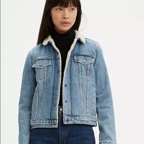 LEVIS Sherpa Lined Trucker Jean Jacket - Picture 2 of 11